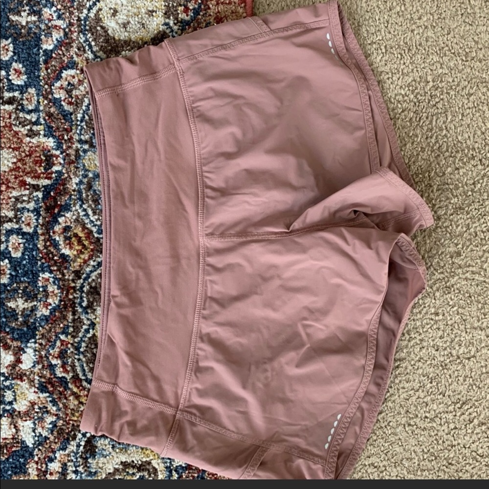 Lululemon shorts mauve